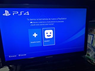 PS4 (PlayStation 4) con vinilo Joker