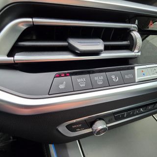 BMW X5 45e*TECHO*LLANTA22"*NEUMATICA*LED*
