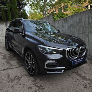 BMW X5 45e*TECHO*LLANTA22"*NEUMATICA*LED*
