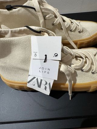 Botines canvas crudos zara