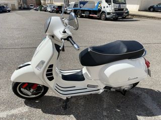 Vespa 300 ie Solo 12.000kms año 2009