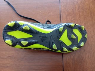 Botas fútbol Adidas niño talla 33