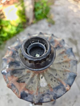 Lampara pie forja negra