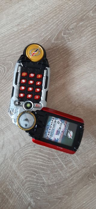 Teléfono power rangers overdrive bandai 2006