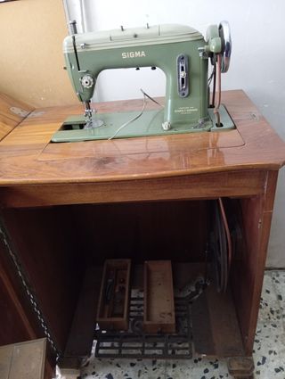 Máquina coser SIGMA Antigua