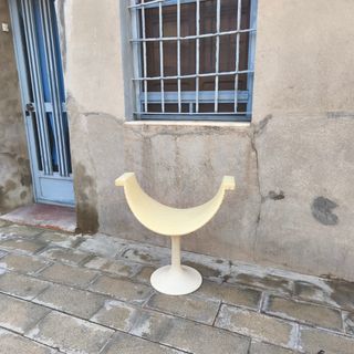 Silla  vintage diseño tulip muy rara Space Age