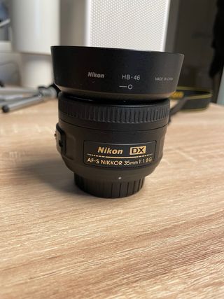 Nikon d3400 y equipo fotográfico