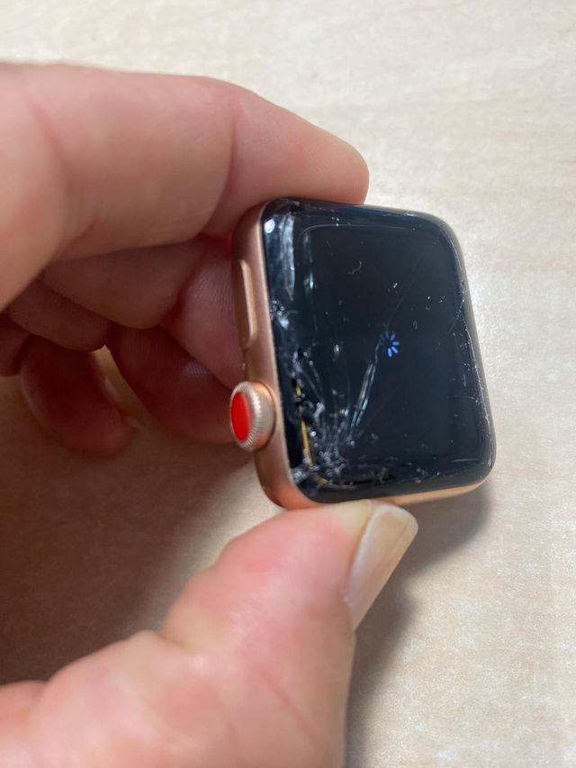 Riparazione iPhone e Android e Apple Watch