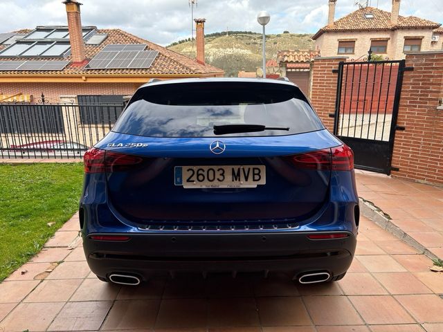 Mercedes-Benz GLA (H247) 2024