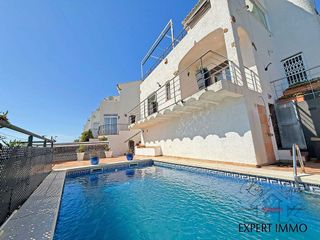 Chalet en venta en Port Esportiu - Puig Rom - Canyelles en Roses