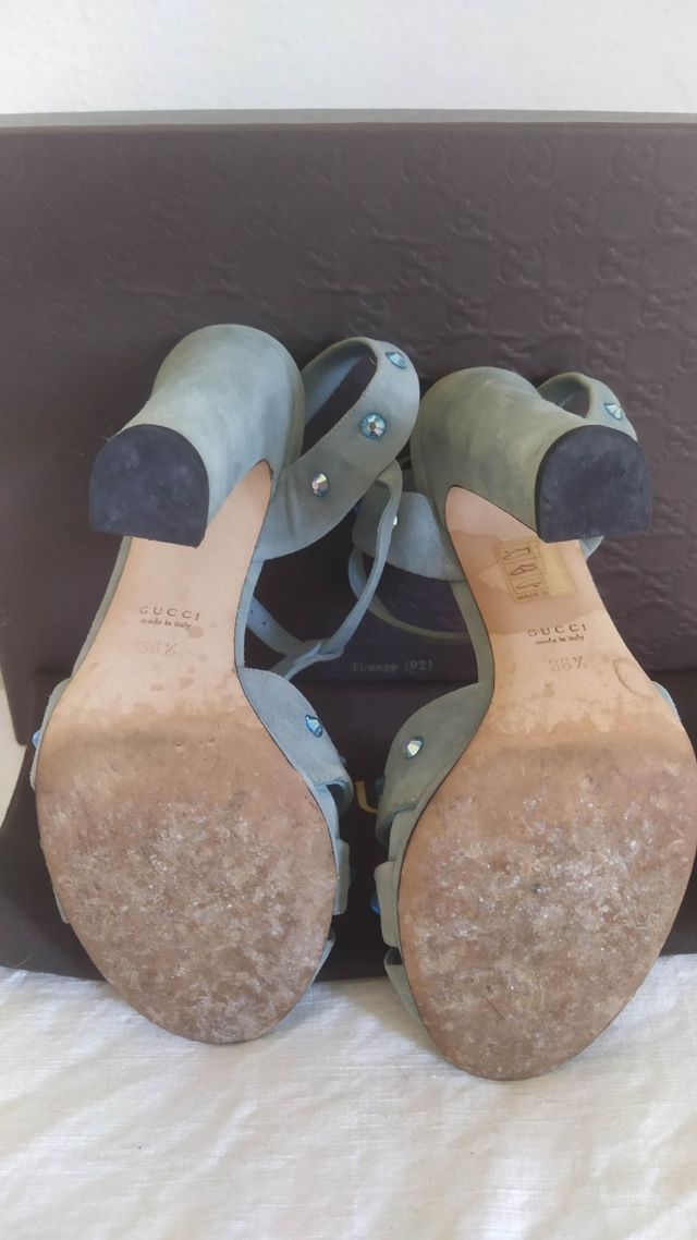 Sandali Gucci con tacco