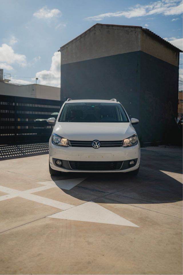 Volkswagen Touran  2013
