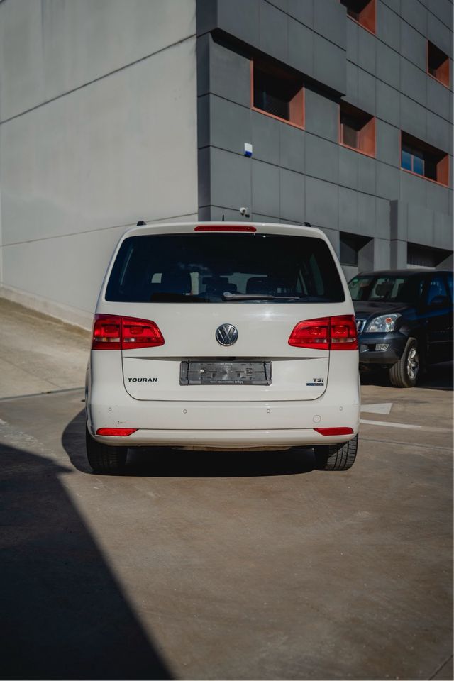 Volkswagen Touran  2013