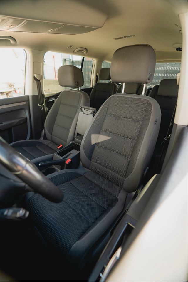 Volkswagen Touran  2013