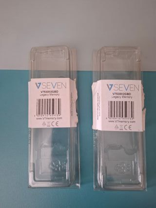 2 Memorias ram DDR2 de 2x2GB PC-5300 