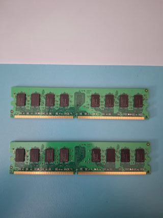 2 Memorias ram DDR2 de 2x2GB PC-5300 