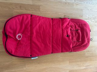 Saco Bugaboo invierno rojo