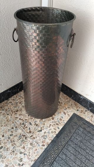 Paragüero metálico estilo vintage