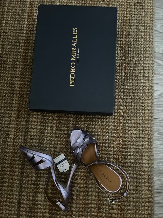 Sandalias de piel Pedro Miralles lila 36 tacon