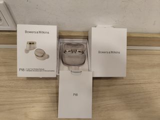 Auriculares Bowers and Wilkins Pi8