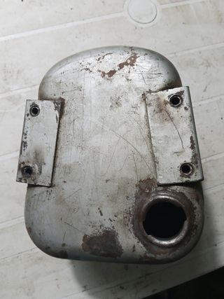 Depósito Vespa L GL - Moto clásica