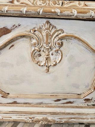 Vitrina restaurada decape