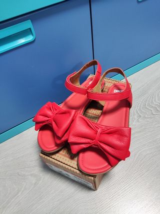 Sandalias 37 Camper mujer piel nuevas con etiqueta