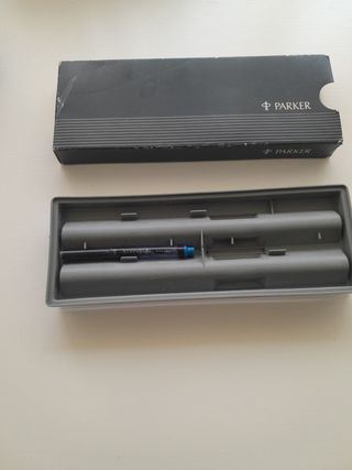 Bolígrafo y pluma parker 