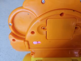 León andador fisher price