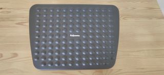 Reposapiés Fellowes ajustable negro