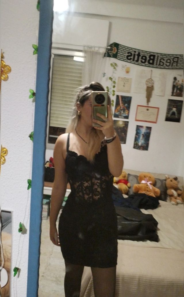 Vestido encaje negro