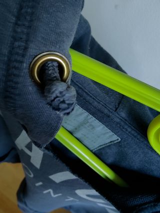 Sudadera con capucha 
Sudadera de efecto desgaste