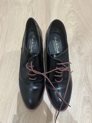 Alma en Pena - Zapatos negros talla 40