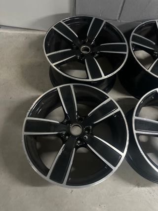 llantas porsche cayenne coupe 22” originales