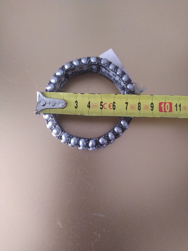 Pulsera Robert Rose con etiqueta