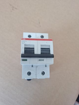 Magnetotérmico continua