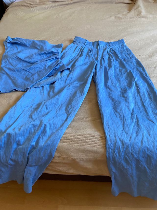 Traje de Pantalon con Blusa de Zara