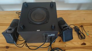 Altavoces Logitech Z523 2.1 con subwoofer 40W