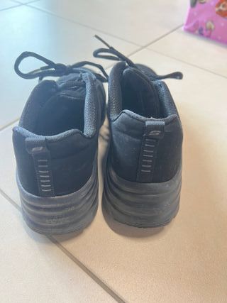 Scarpe Skechers nere donna