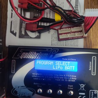 Alimentatore piu caricabatterie  lipo