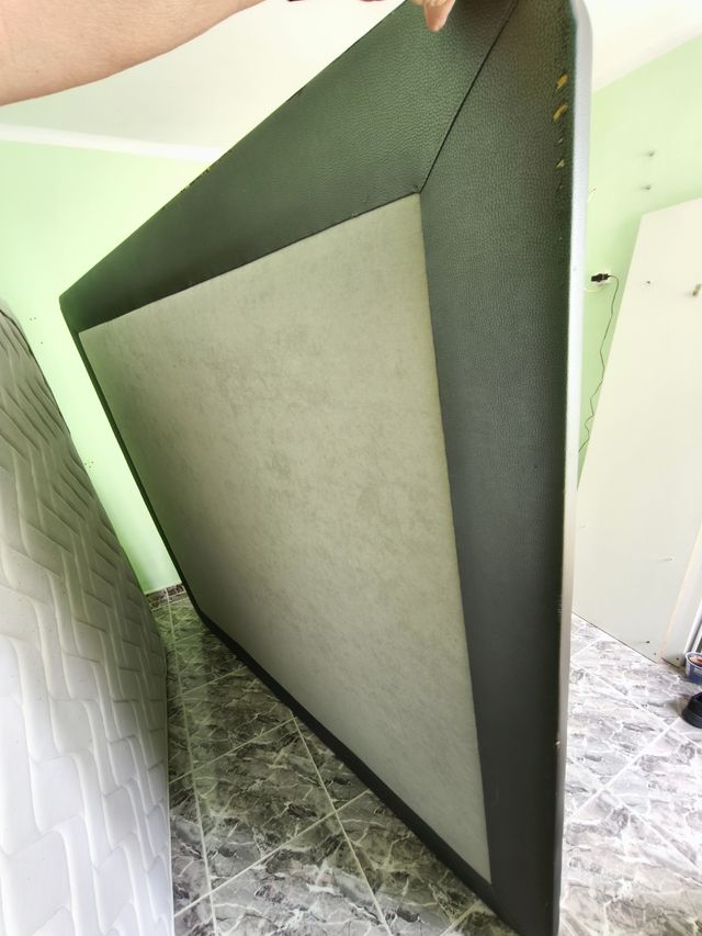 Canapé con patas con Colchón tamaño grande