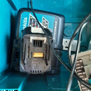 Sierra circular Makita 18V