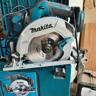 Sierra circular Makita 18V
