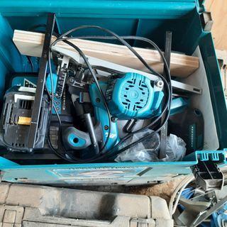 Sierra circular Makita 18V