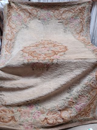 Antigua Alfombra de 1866,lana y tintes naturales