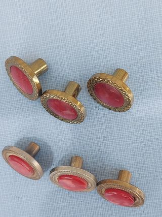 Vecchie manopole degli anni '70 e '80