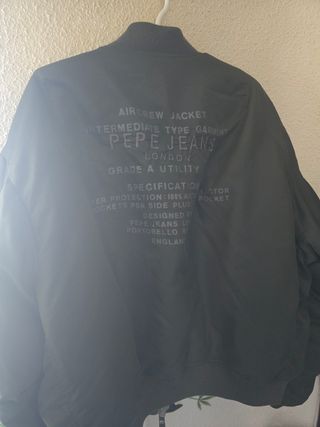 Cazadora bomber Pepe Jeans verde oliva