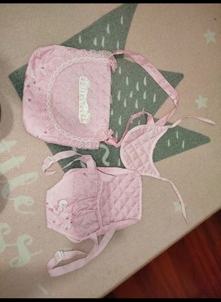 Set bebé: portabebés, babero y bolso