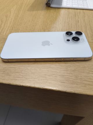 iPhone 15 Pro Max 256GB, 5G, plata