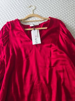 Preciosa blusa satén Uterque. M